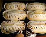Foto langkah ke 8 dari resep Soft Sourdough Cranberry Cheese.
