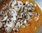 A picture of step 3 of Creamy mushroom.