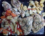 Foto del paso 3 de la receta: Pollo al horno con papas condimentadas