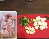 Foto langkah ke 1 dari resep Ayam Goreng Mentega.