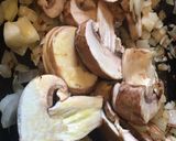 A picture of step 2 of Mushroom Spaghetti Bolognese.