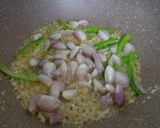 A picture of step 5 of Schezwan Chilli Potatoes.