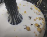 Foto del paso 2 de la receta: Medialunas de manteca