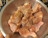 รูปขั้นตอนการทำที่ 1 ของ ปีกไก่ทอด Spicy Honey Garlic