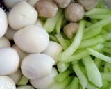 Foto langkah ke 2 dari resep Tumis Labu Siam Pedas.