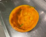 Une image de l'étape 3 de Melon au jambon cru de la forêt noire.