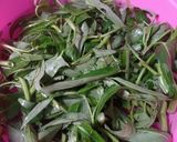 Foto langkah ke 1 dari resep Cah Kangkung Rebon.