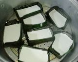 Foto langkah ke 5 dari resep Kue Apem Safar Khas Cirebon (Apem Putih Kinca Kelapa Parut).