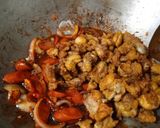 Foto langkah ke 5 dari resep Ayam Saus Pedas.