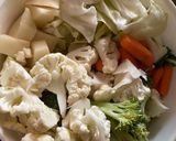 A picture of step 1 of Chicken and Vegetable Soup.