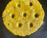 A picture of step 2 of Maharashtrian Thalipeeth.