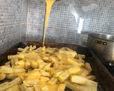 Foto del paso 2 de la receta: Papas cheddar caseras🥔🧀