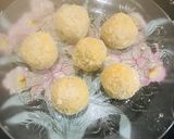 A picture of step 8 of Mac and cheese balls.