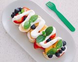 Hình bước làm 4 của món Fruit Salad with Yogurt Sauce🍓🍓
