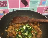 Foto langkah ke 3 dari resep 17. Tumis Teri Tempe Cabe hijau.