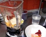 A picture of step 4 of Classic Mixed Fruit Juice.