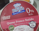 Foto del paso 1 de la receta: Desayuno saludable de tostadas con queso batido, canela y uva 🍇