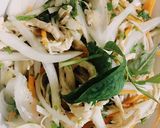 Hình bước làm 3 của món Nộm gà xé phay