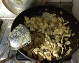 白酒雞肉蕈菇燉飯的食譜步驟3照片