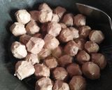 Foto langkah ke 3 dari resep Bakso Goreng Mercon.