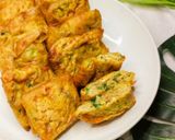 Foto langkah ke 6 dari resep Martabak Mini Telor Ayam Kare.