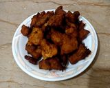 A picture of step 3 of Leftover loaki k pakoray.