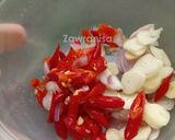 Foto langkah ke 1 dari resep Terong hijau bulet kecap  (pedas manis).