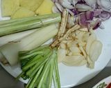 Gambar langkah 1 resipi Sup Dada Ayam.