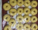 Foto langkah ke 4 dari resep Donat Ubi.
