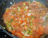 Foto del paso 2 de la receta: Empanada de hojaldre de mejillones y langostinos