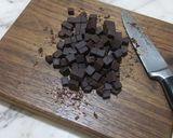 Foto langkah ke 3 dari resep Chocolate Muffin with Oreo - no mixer.