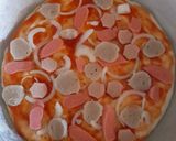 Foto langkah ke 5 dari resep Pizza Jagung Sosis.