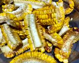 Foto langkah ke 3 dari resep Corn Ribs Bertabur Rumput laut.