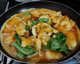 Foto del paso 3 de la receta: TORTILLA🥒🍳De Yuca Frita...!🍅