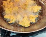 A picture of step 2 of Pakoda.