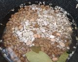 Egyszerű szárazbab főzelék recept fázis 2 fotója