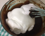 Foto langkah ke 5 dari resep Chocolate Cotton Cake.