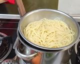 Hình bước làm 1 của món Mỳ ý sốt cà chua chay