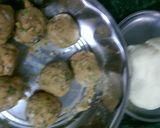 A picture of step 5 of Suji Aloo paratha.
