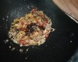 Foto langkah ke 2 dari resep Telur Ceplok Bumbu Rendang.