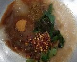 A picture of step 1 of Khathe mithe chole.