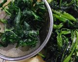 Foto langkah ke 2 dari resep Kangkung Goreng.