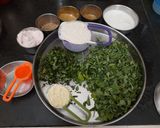 A picture of step 1 of Methi Thepla.