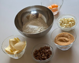 Foto del paso 1 de la receta: Cookies con chips de chocolate
