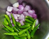 Foto langkah ke 1 dari resep Acar Mentah Timun, Wortel dan Nanas.