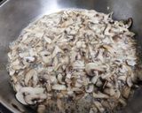 A picture of step 2 of Cream of Mushroom (soup with fresh cream & spring onion).