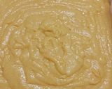 A picture of step 4 of Mango cake.
