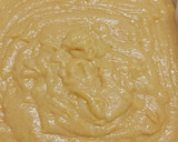 A picture of step 4 of Mango cake.