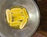 Foto langkah ke 2 dari resep Pisang goreng geprek sambal terasi.