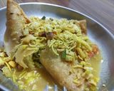 A picture of step 5 of समोसा चाट.
